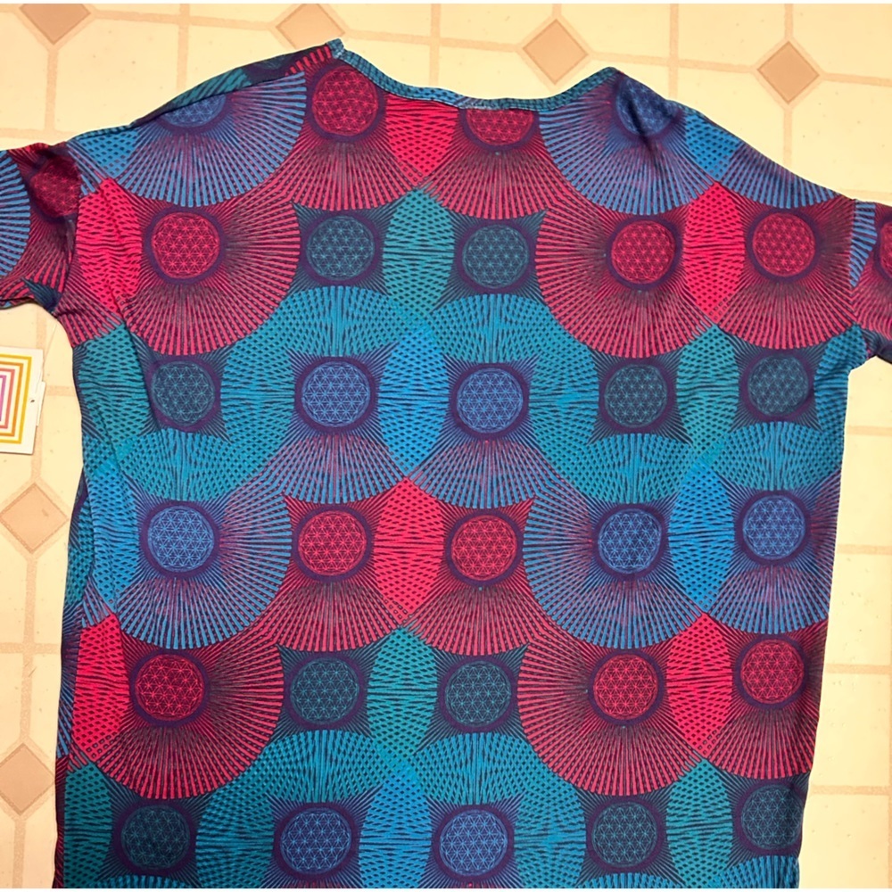 LuLaRoe Irma Tunic Top Blouse Spiral Pattern Blue Red XXS NWT